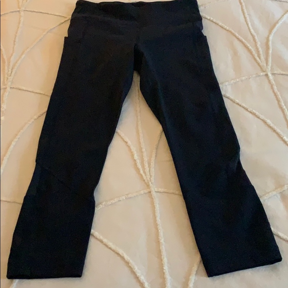 Dark navy blue Lululemon leggings